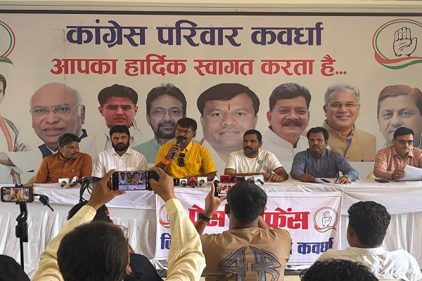 CGPSC में गड़बड़ी का आरोप, युवाओं के भविष्य से खिलवाड़ बंद करे सरकार :- नवीन जायसवाल  