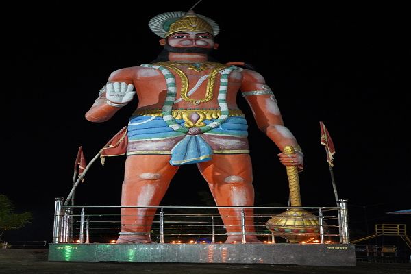  प्रसिद्ध दर्शनीय स्थल हनुमान टेकड़ी