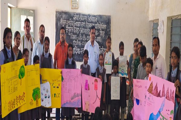 सेवा संकल्प अभियान के तहत जीपीएम में संकुल स्तरीय चित्रकला, रंगोली एवं भाषण प्रतियोगिताओं का आयोजन