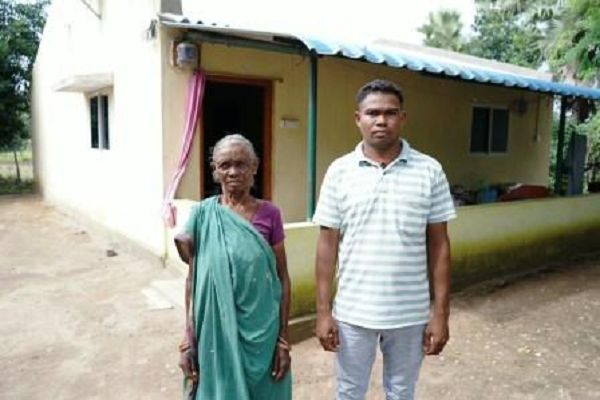 सेवा संकल्प गाथा : छत्तीसगढ़ शासन की पुनर्वास नीति ने बदली हिंसा पीड़ित परिवार की जिंदगी
