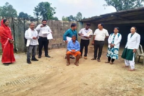 टीबी मुक्त विकासखंड बनने की ओर अग्रसर सोनहत, घर-घर स्क्रीनिंग, एक्स-रे एवं आधुनिक जांच अभियान तेज