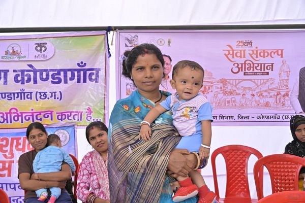 सेवा की कहानी : मिनी माता महतारी जतन योजना से श्रीमती रोशनी के मातृत्व को मिला आर्थिक संबल