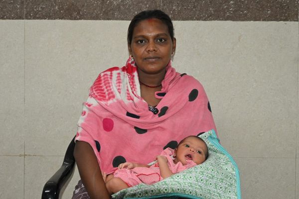 सेवा संकल्प अभियान आयुष्मान कार्ड से निःशुल्क इलाज,गीतेश्वरी को मिला बेहतर स्वास्थ्य सुविधा का भरोसा
