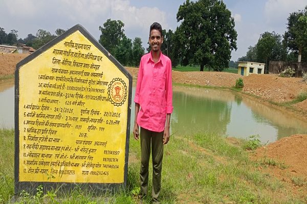 &rsquo;सेवा की कहानी&rsquo; : जल से कल की तैयारी कर रहे हैं अकलासरई के सुरेश प्रसाद