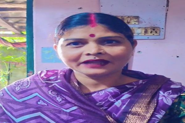  सेवा की कहानी: महतारी वंदन योजना की राशि से बेटी के भविष्य को संवार रही नीता वर्मा