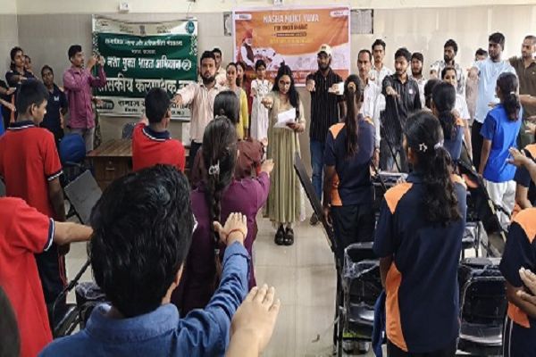 नशामुक्ति और वरिष्ठ नागरिकों की देखभाल का लिया संकल्प