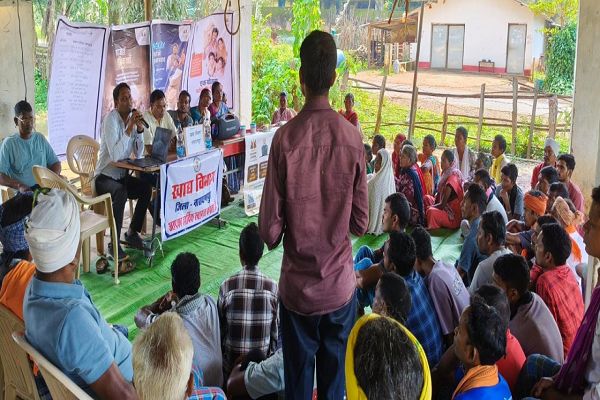 सेवा संकल्प अभियान के तहत रेमावंड में खाद्य विभाग का विशेष शिविर
