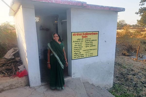सेवा की कहानी : स्वच्छता, सम्मान और सुरक्षा: राजनांदगांव की कुमारी बाई के जीवन में स्वच्छ भारत मिशन से आया सकारात्मक बदलाव
