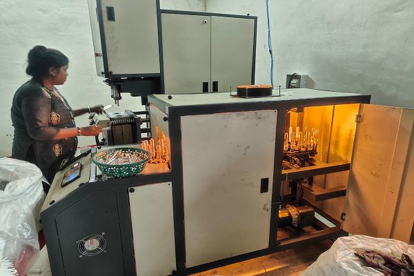 विशेष लेख-&rsquo;मुन्नी का हौसला, एम हेल्प वॉटर की धार, महालक्ष्मी समूह से रोजगार की बहार&rsquo;