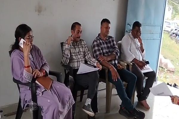 बिहान समूह की शिकायत पर रोहिना पहुंची टीम, लेकिन अधूरी रह गई जांच...
