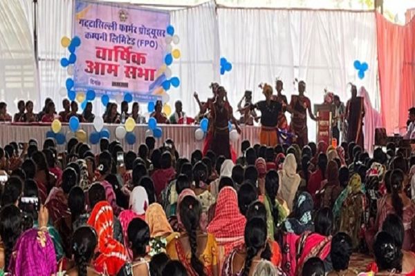 धमतरी की महिला किसानों ने गट्टासिल्ली एफपीसी को बनाया ग्रामीण उद्यमिता की मिसाल