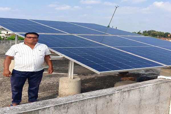 सूरज की किरणों से खेमचंद के घर आई खुशहाली