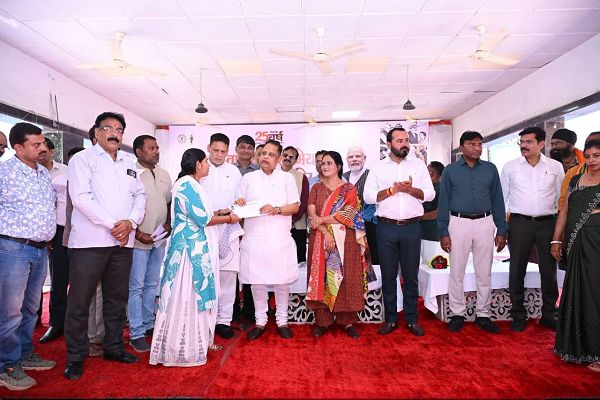 जनकल्याणकारी योजनाओं का लाभ हर पात्र व्यक्ति तक पहुंचाना हमारी प्राथमिकता : विधायक श्री अमर अग्रवाल