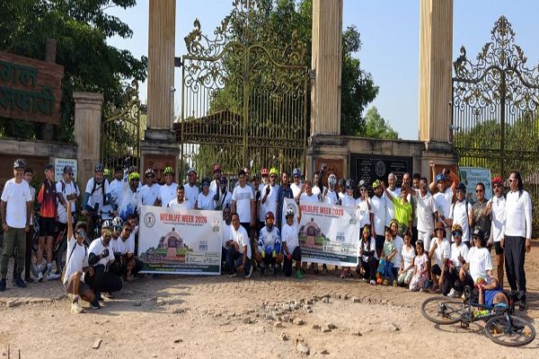वन्यजीव सप्ताह: राम मंदिर से जंगल सफारी तक 25 किमी साइकिल रैली का हुआ आयोजन , युवाओं ने दिया पर्यावरण संरक्षण का संदेश ​