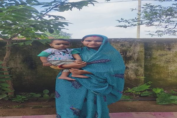  मातृत्व की राह में सरकार बनी सहारा, प्रधानमंत्री मातृ वंदना योजना से वर्षा पुरी को मिला आर्थिक संबल
