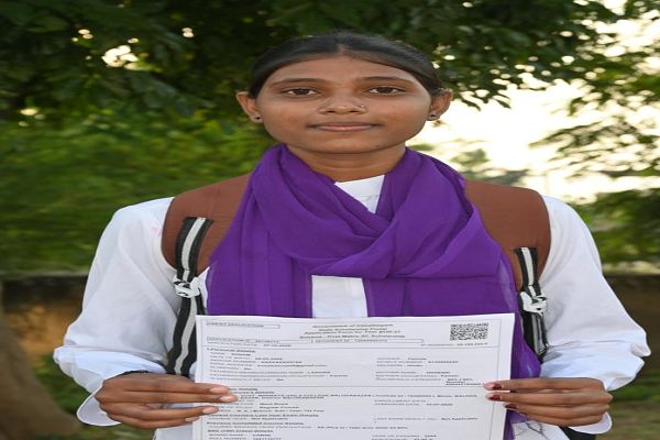 सीएम हेल्पलाइन से सोनम कोसले की छात्रवृत्ति संबंधी समस्या का 24 घंटे में मिला समाधान