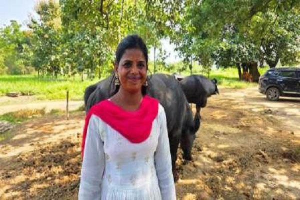 सक्षम योजना से आत्मनिर्भर बनीं इंदु लता गुप्ता, बेटियों की उच्च शिक्षा को मिला सहारा