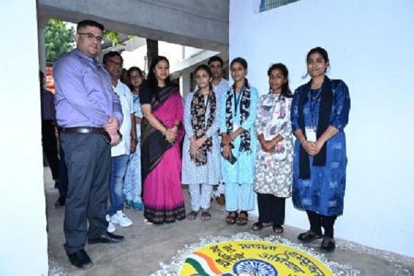 लोकतंत्र की मजबूती के लिए प्रत्येक मतदाता की भागीदारी जरूरी : कलेक्टर पद्मिनी