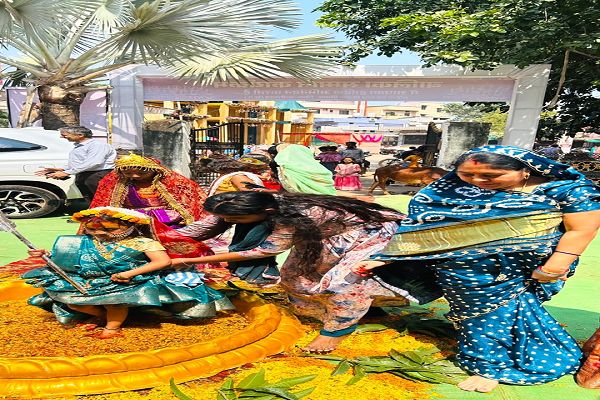 551 बालिकाओं का पूजन कर दिया सम्मान, शिक्षा और सशक्तिकरण का संदेश