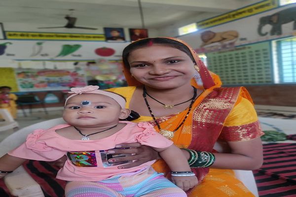 प्रधानमंत्री मातृ वंदना योजना से श्रीमती खामेष्वरी यादव को मिला 11 हजार रुपए का संबल