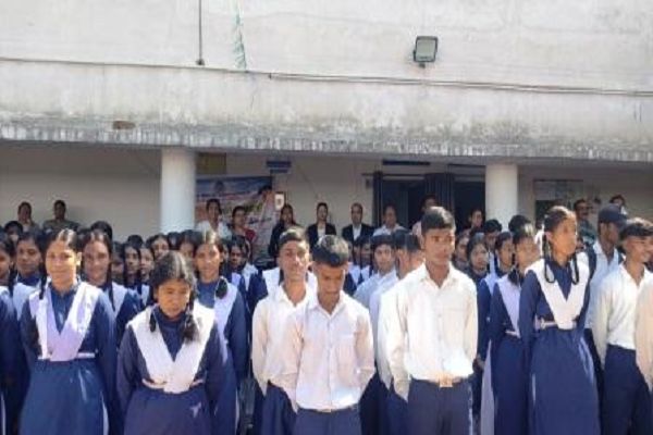 बाल अधिकार और सुरक्षित बचपन के संदेश पर भैसमा शासकीय स्कूल में विधिक जागरूकता शिविर संपन्न