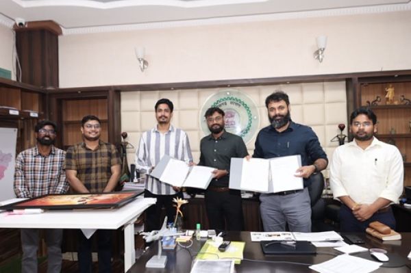 जशपुर के सरकारी स्कूलों में पढ़ाई जाएगी आर्टिफिशियल इंटेलिजेंस, कोडिंग और रोबोटिक्स