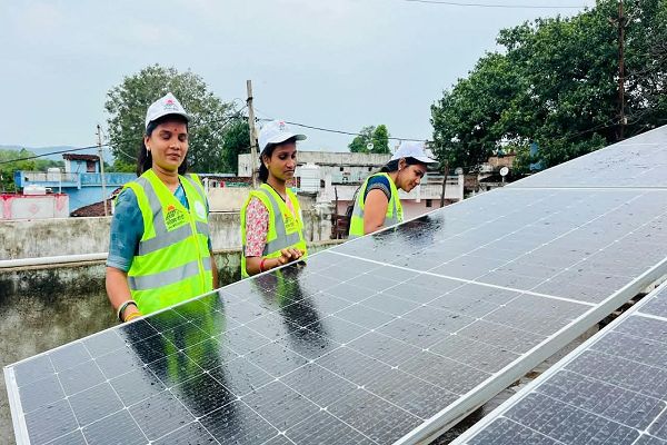  द्वीप्ति योजना से छत्तीसगढ़ की 801 महिलाएं बनेंगी सौर ऊर्जा क्षेत्र में आत्मनिर्भरता की नई पहचा