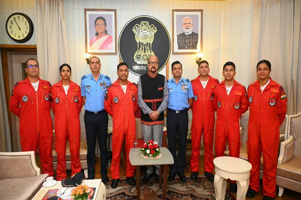 राज्यपाल श्री रमेन डेका से एयर ऑफिसर कमांडिंग श्री नंदा कुमार बाला ने की सौजन्य भेंट