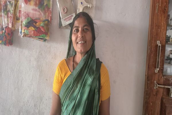 महतारी वंदन योजना से नम्रता के परिवार को मिला आर्थिक संबल, पति के पारंपरिक व्यवसाय को मिली नई गति