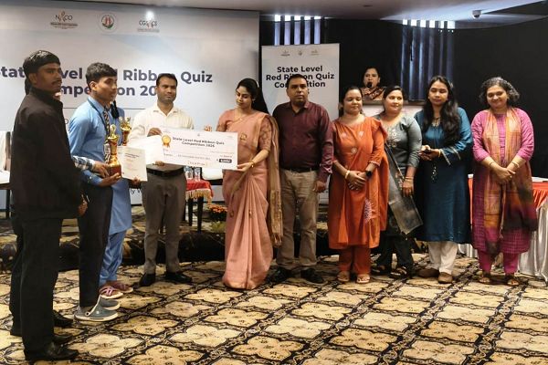 राज्य स्तरीय रेड रिबन क्विज प्रतियोगिता 2026 में बस्तर संभाग का परचम, तनीष कश्यप एवं भूमिका मौर्य ने हासिल किया प्रथम स्थान, सरगुजा संभाग द्वितीय स्थान पर
