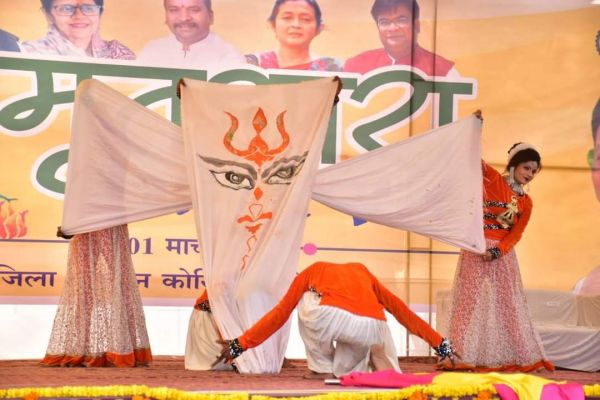 कोरिया : अमृतधारा महोत्सव : विधानसभा अध्यक्ष डॉ चरणदास महंत होंगे मुख्य अतिथि... &rsquo;पारम्परिक खेल, छत्तीसगढ़ी व्यंजन प्रतियोगिता, लोक एवं स्थानीय कलाकारों की होगी प्रस्तुति&rsquo;.. 