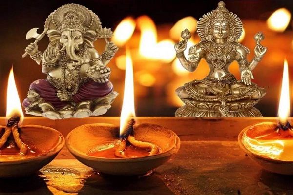 दीवाली के दिन शाम 6:27 से 8:23 तक स्थिर लग्न, 1.56 घंटे का उत्तम मुहूर्त