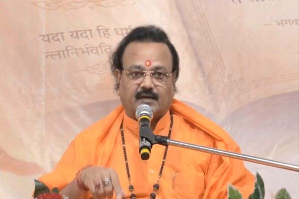 प्रेस कॉन्फ्रेंस / प्रेस ब्रीफ  तीन दिवसीय श्री गीता ज्ञान अमृत वर्षा कथा 27 से 29 अक्टूबर तक, 30 को होगा भव्य हवन    साधना से जनसेवा तक श्री संकर्षण शरण जी की आध्यात्मिक यात्रा, रायपुर में होगी गीता कथा