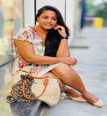  एण्डटीवी की अभिनेत्रियों ने बताया, उनके बैग में क्या रहता है!