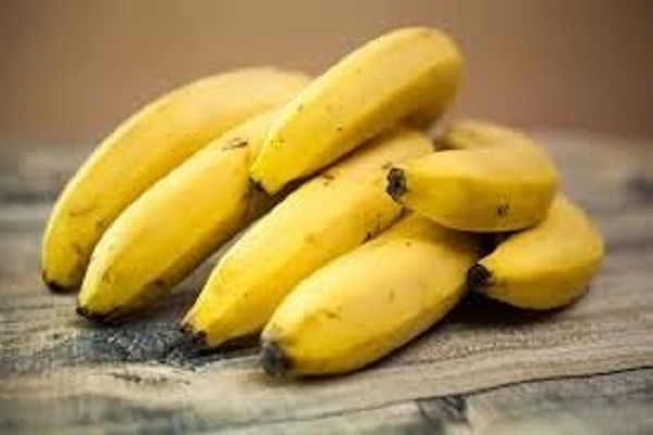 यूरिक एसिड की समस्या कम करता है केला