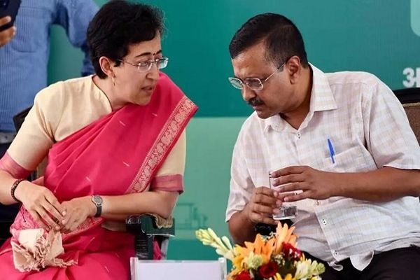 इस्तीफा तो फिर सीएम बनने के लिए दिया है