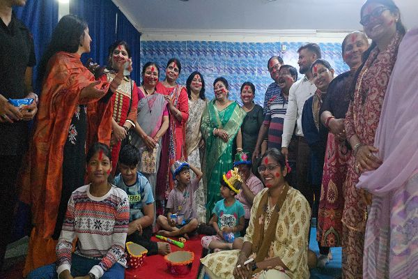 सक्षम द्वारा दिव्यांग बच्चों के साथ होली मिलन कार्यक्रम 