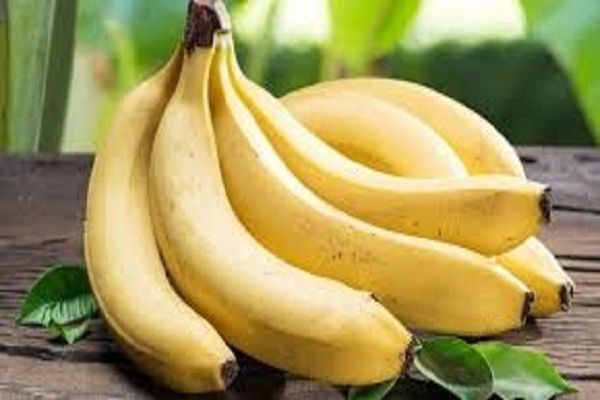 यूरिक एसिड की समस्या कम करता है केला