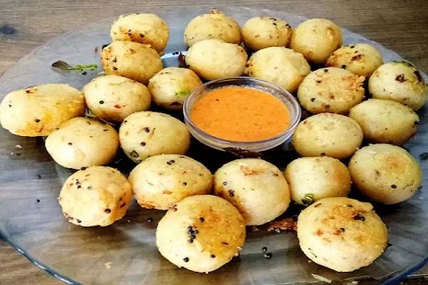 झटपट बनाये टेस्टी राइस अप्पे