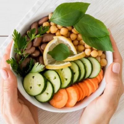 हाई यूरिक एसिड से जूझ रहे हैं, तो खाली पेट कर लीजिए इन चीजों का सेवन