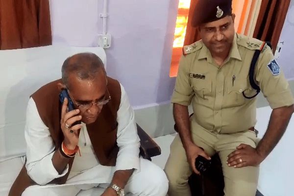 कांग्रेस कैंडिडेट के बाद भाजपा प्रत्याशी को भी पुलिस ने कस्टडी में लिया, जाने कारण