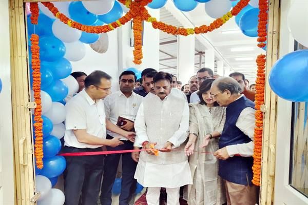 जनजातीय समुदाय को सिकल सेल एनीमिया से मुक्ति दिलाने के लिए सरकार प्रतिबद्ध : उप मुख्यमंत्री श्री शुक्ल