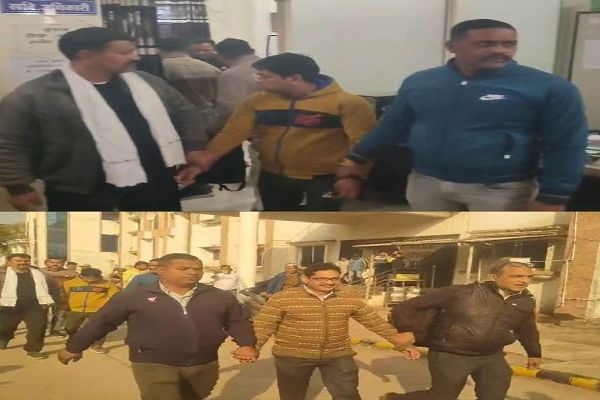 लोकायुक्त की बड़ी कार्रवाईः 41 हजार रिश्वत लेते खनिज अधिकारी और बाबू गिरफ्तार, मशीन से कुआं खोदने प्रति कुएं मांग रहा था 10 हजार घूस