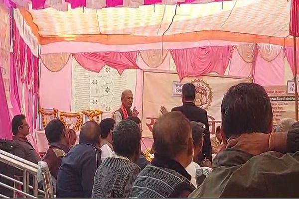 विधायक एवं एसडीएम में हॉट-टॉक: SDM बोले- मुझे हटवा देना, MLA ने कहा- हटवाऊंगा नहीं कार्रवाई करवाऊंगा, वीडियो वायरल