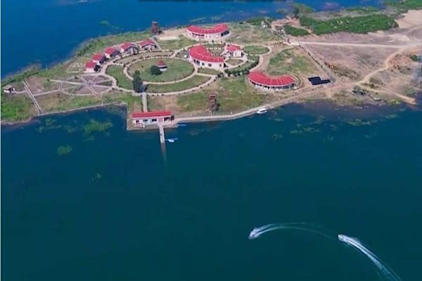 सरसी आइलैंड रिसॉर्ट बनकर तैयार: पर्यटकों के ठहरने के लिए बनाए 10 इको हट्स, मनोरंजन के लिए जिम, लाइब्रेरी और बच्चों के लिए प्ले एरिया भी, 14 दिसंबर को CM करेंगे उद्घाटन