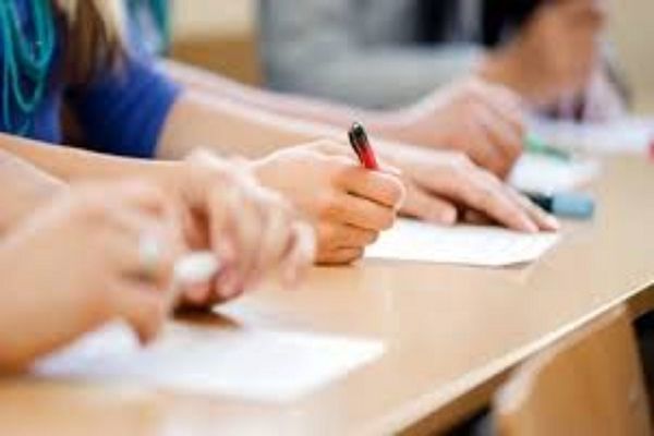 ऐसा है अपना परीक्षा सिस्टमः जेल प्रहरी परीक्षा के टॉपर को मिले 100 में से 101 अंक, परिणाम पर उठे सवाल