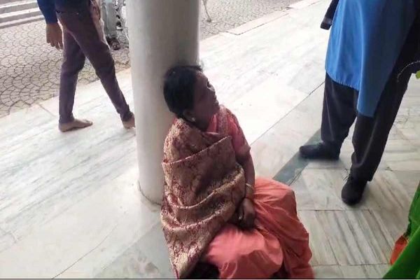 खजराना मंदिर में बच्चा चोरी की अफवाह निकली झूठी, मानसिक रूप से विक्षिप्त महिला को पुलिस ने छोड़ा