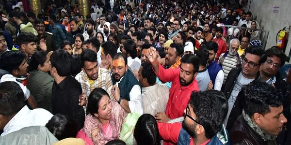 महाकाल मंदिर में भस्म आरती दर्शन के समय होना चाहिए क्राउड कंट्रोल