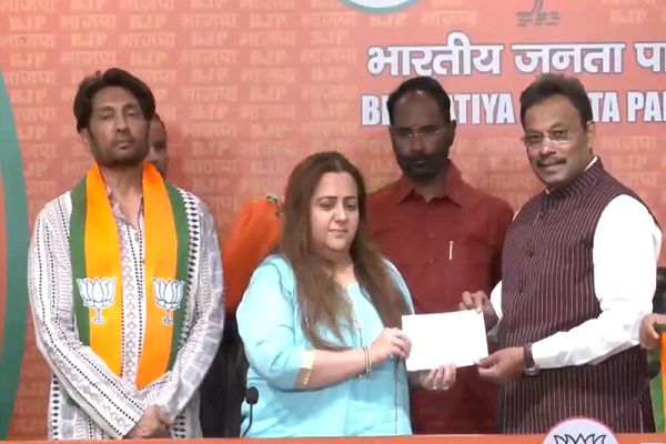 राधिका ने कांग्रेस को अलविदा कहने के बाद थामा भाजपा का दामन...
