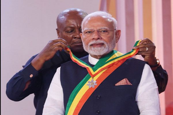 प्रधानमंत्री मोदी घाना के सर्वोच्च राष्ट्रीय सम्मान से सम्मानित